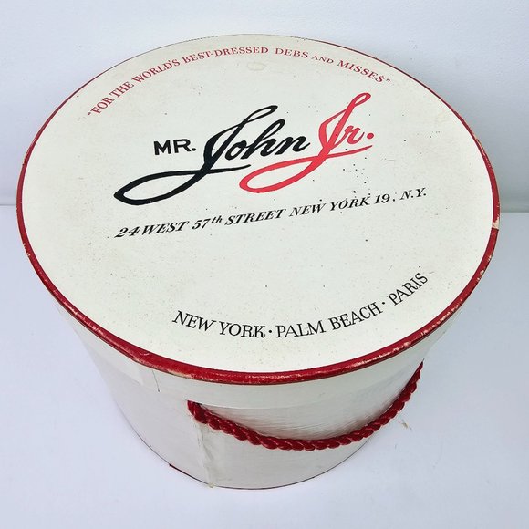 Vintage Miss Kathy New York Neutral Color Silk Floral Velvet Bow Cloche Hat - Picture 8 of 8